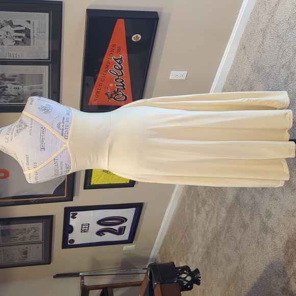 Pact organic Cotton Yellow Midi Fit and Flare w pockets - Picture 3 of 4